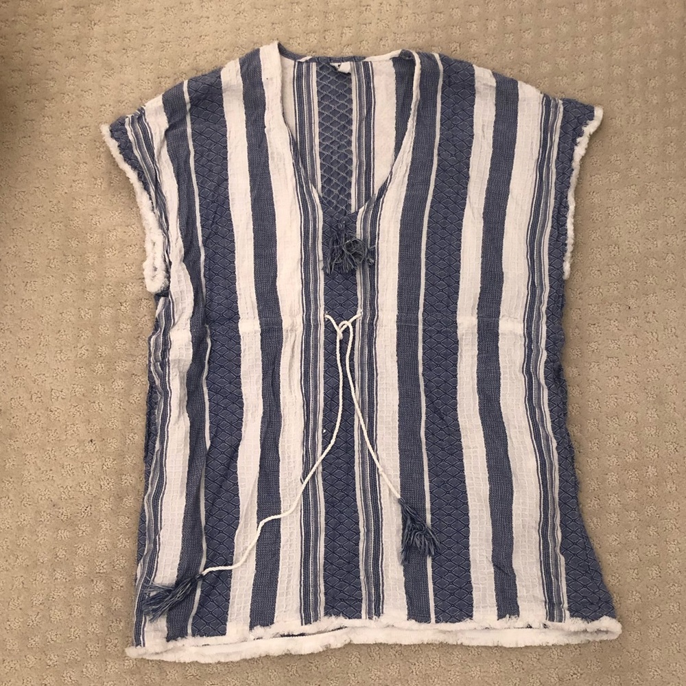 Echo Cover-Up Size Small